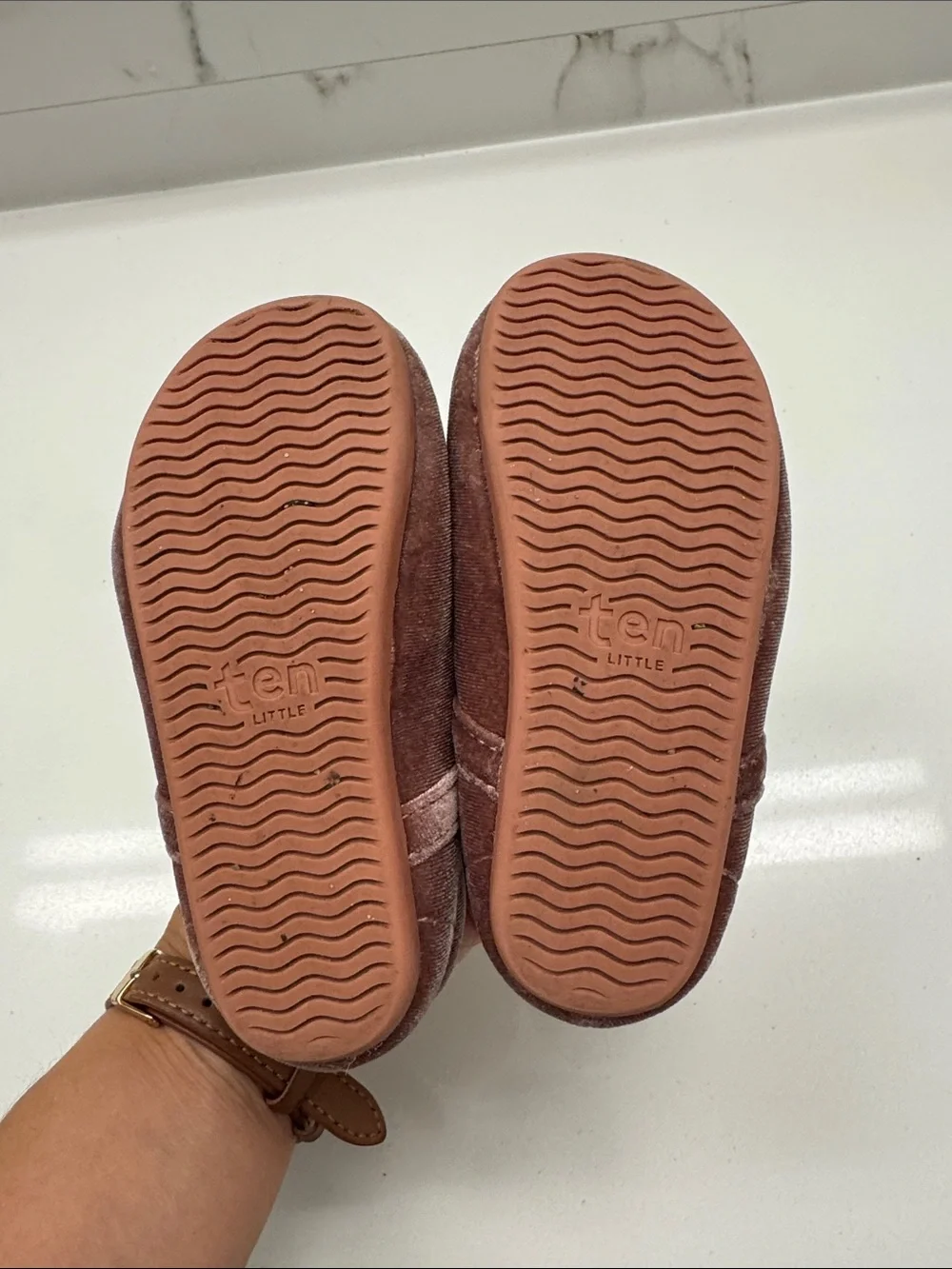 Ten Little Velvet Ballet Shoes in Pink
